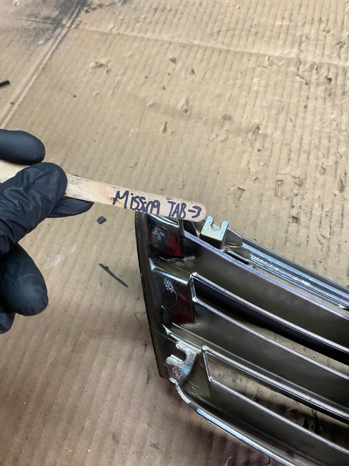 2004 Lexus ES330 Front Upper Grill Grille OEM t9974 DG3