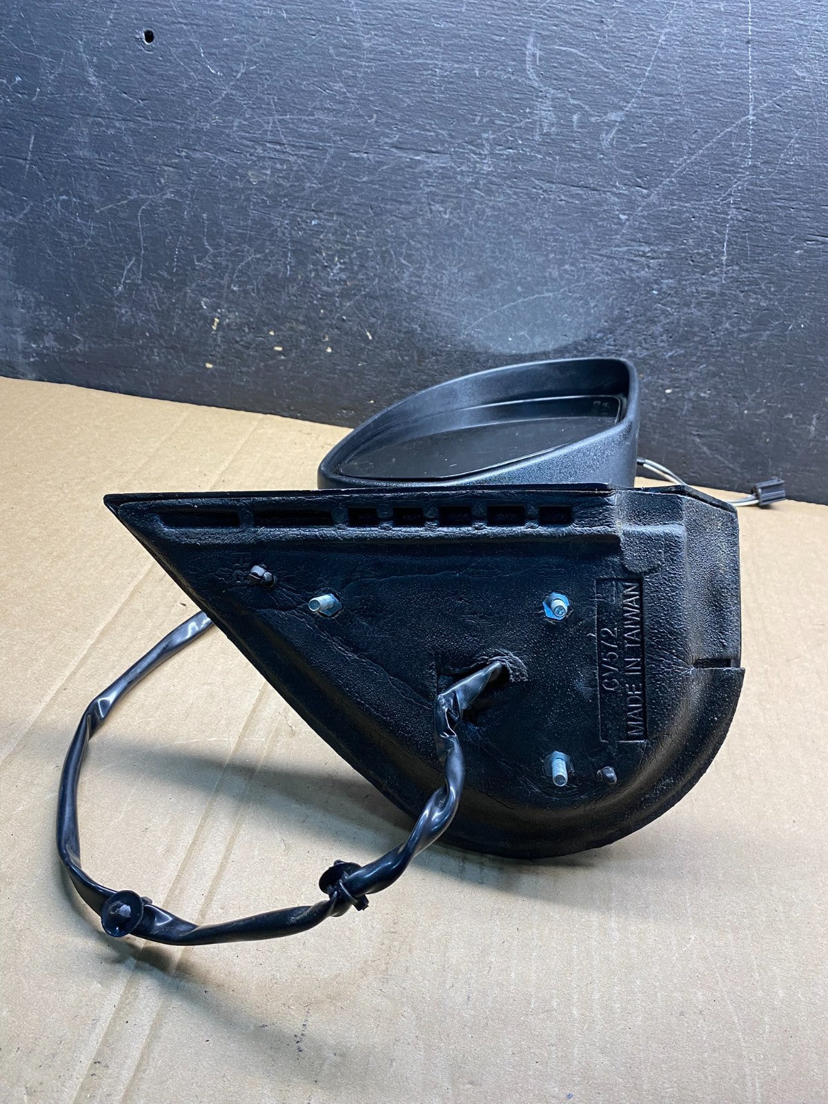 2007-2013 Chevrolet Tahoe Silverado Suburban Right Passenger Mirror AG3692 MS4