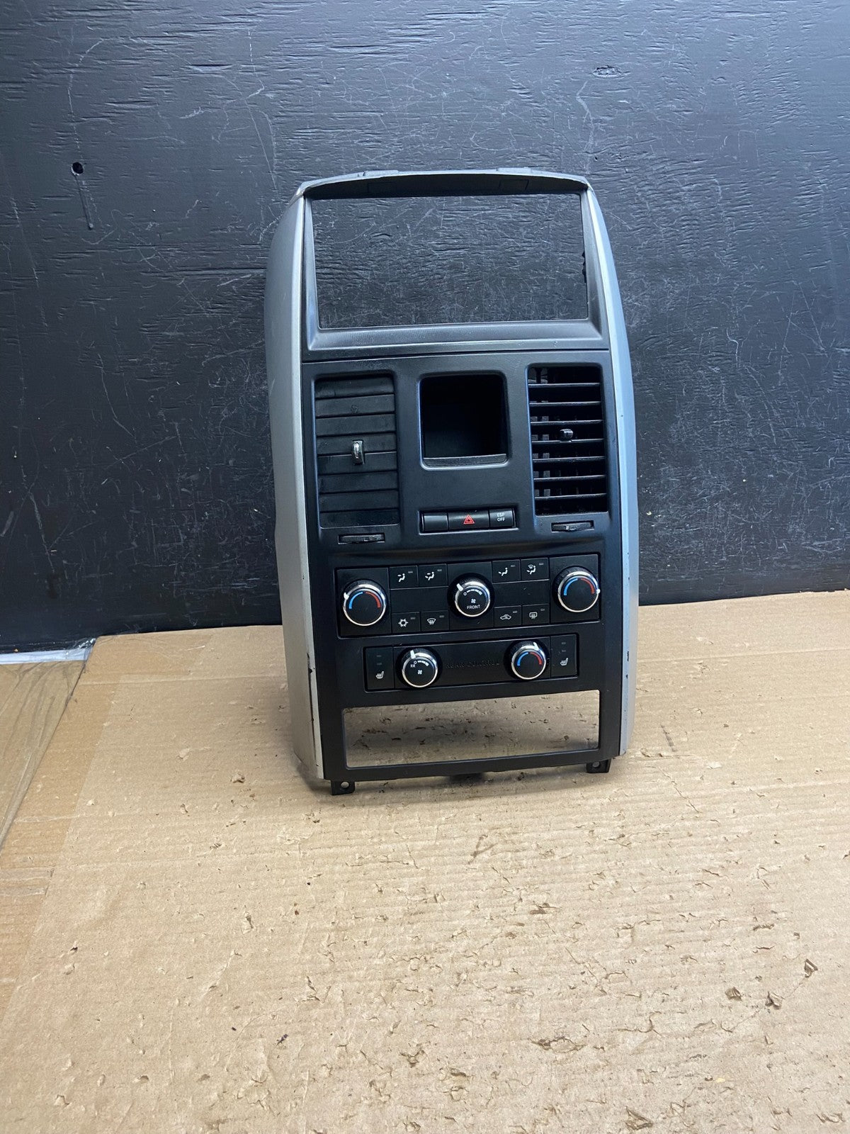 2008-2010 Dodge Grand Caravan A/C Climate Control Unit Bezel Trim ag8561 DG0