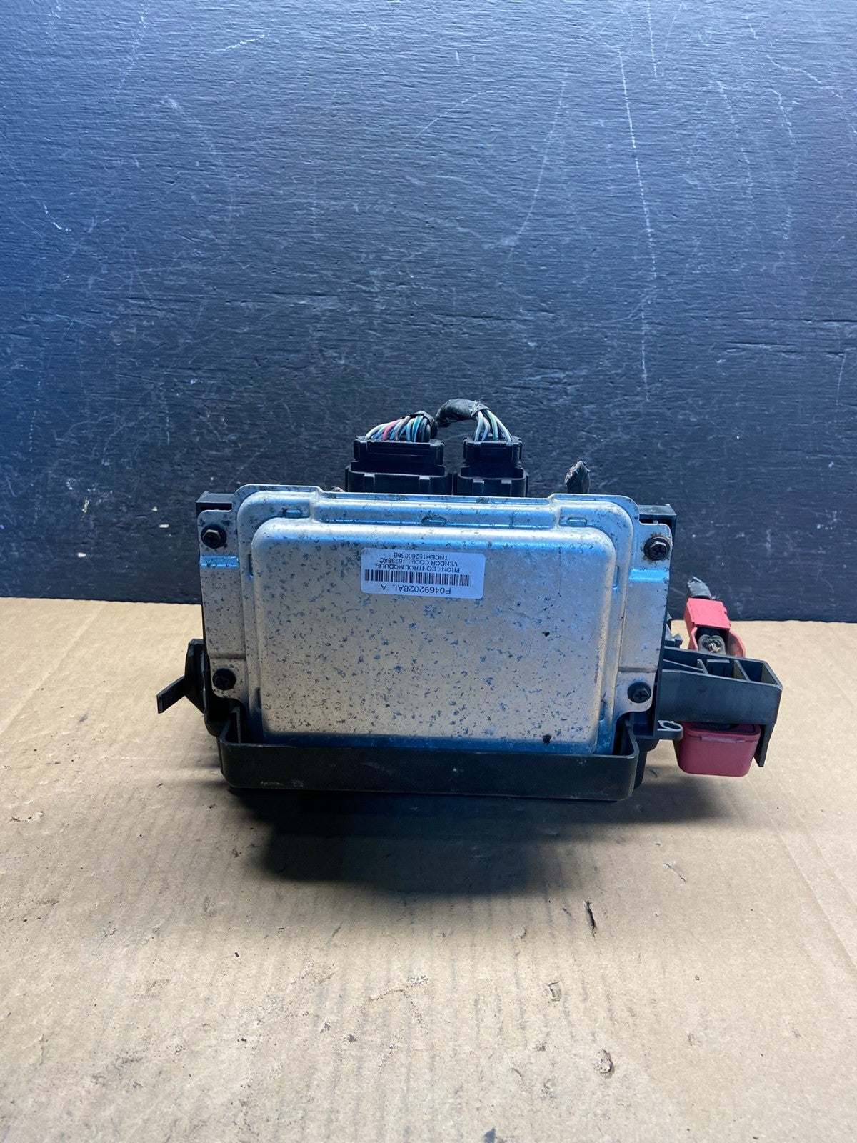 2006 Dodge Magnum Engine Fuse Box p04692031am AG1495 DW4
