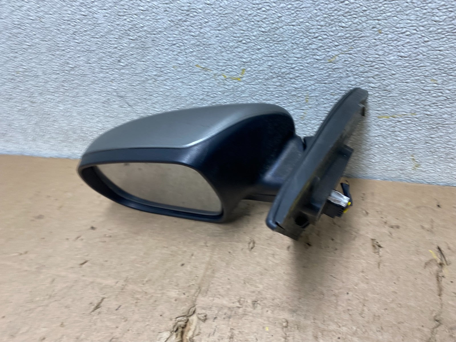 2011 to 2013 Kia Forte Left Driver LH View Door Mirror w/ Turn Signal W3664 DW5