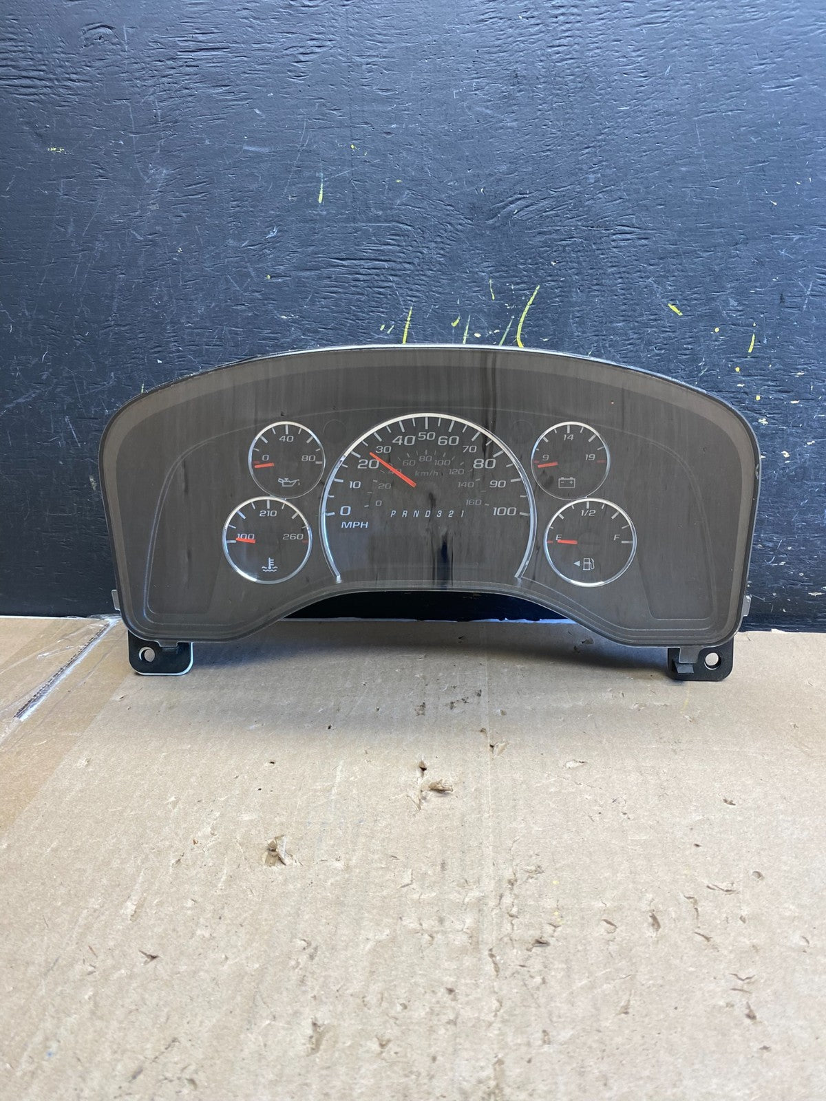 2008 to 2010 Chevrolet Express 1500 Speedometer Cluster Gauge ab2103 DG0