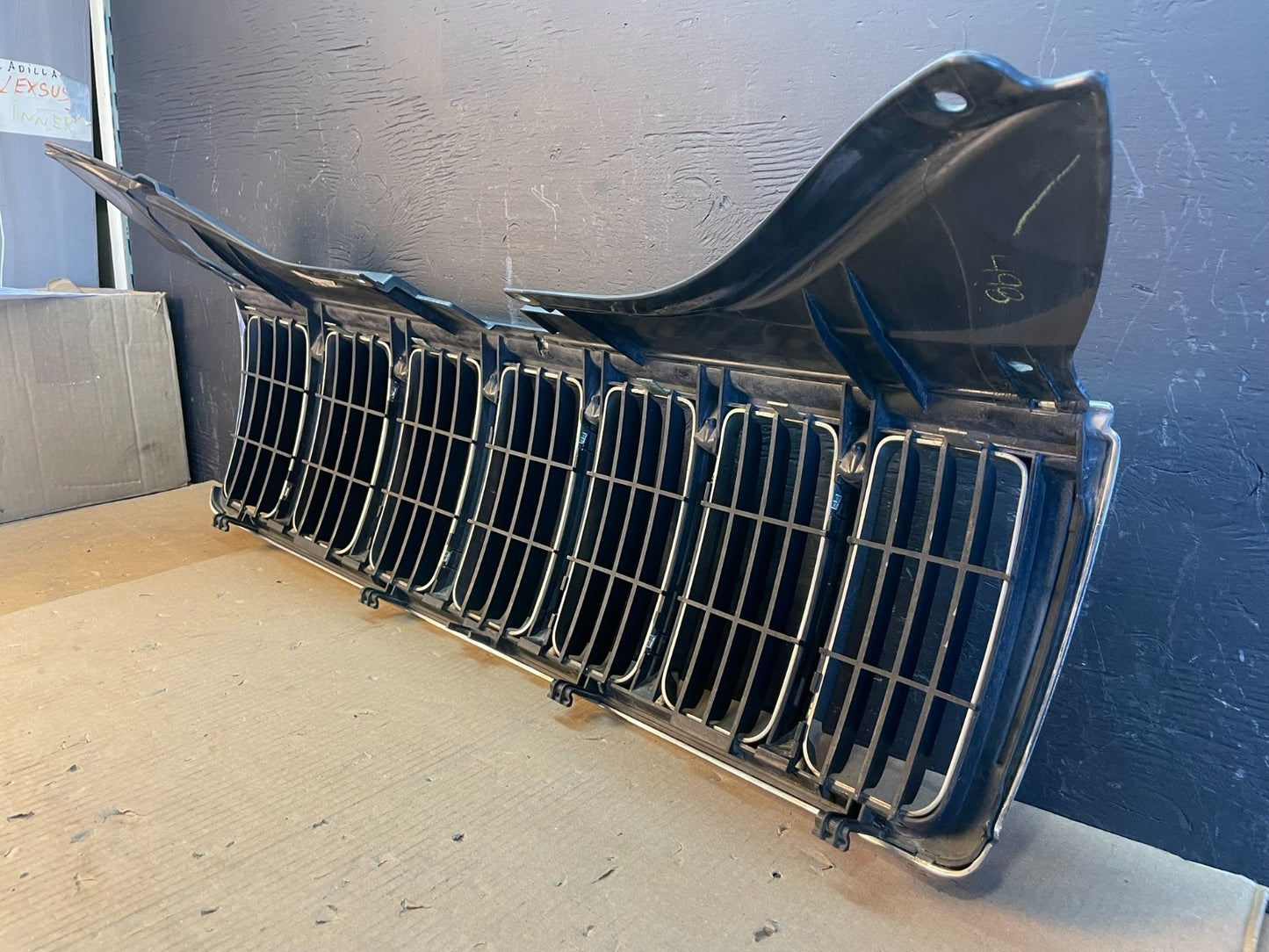 2005 2006 2007 Jeep Grand Cherokee Front Upper Grill Grille OEM AB7874 DG7