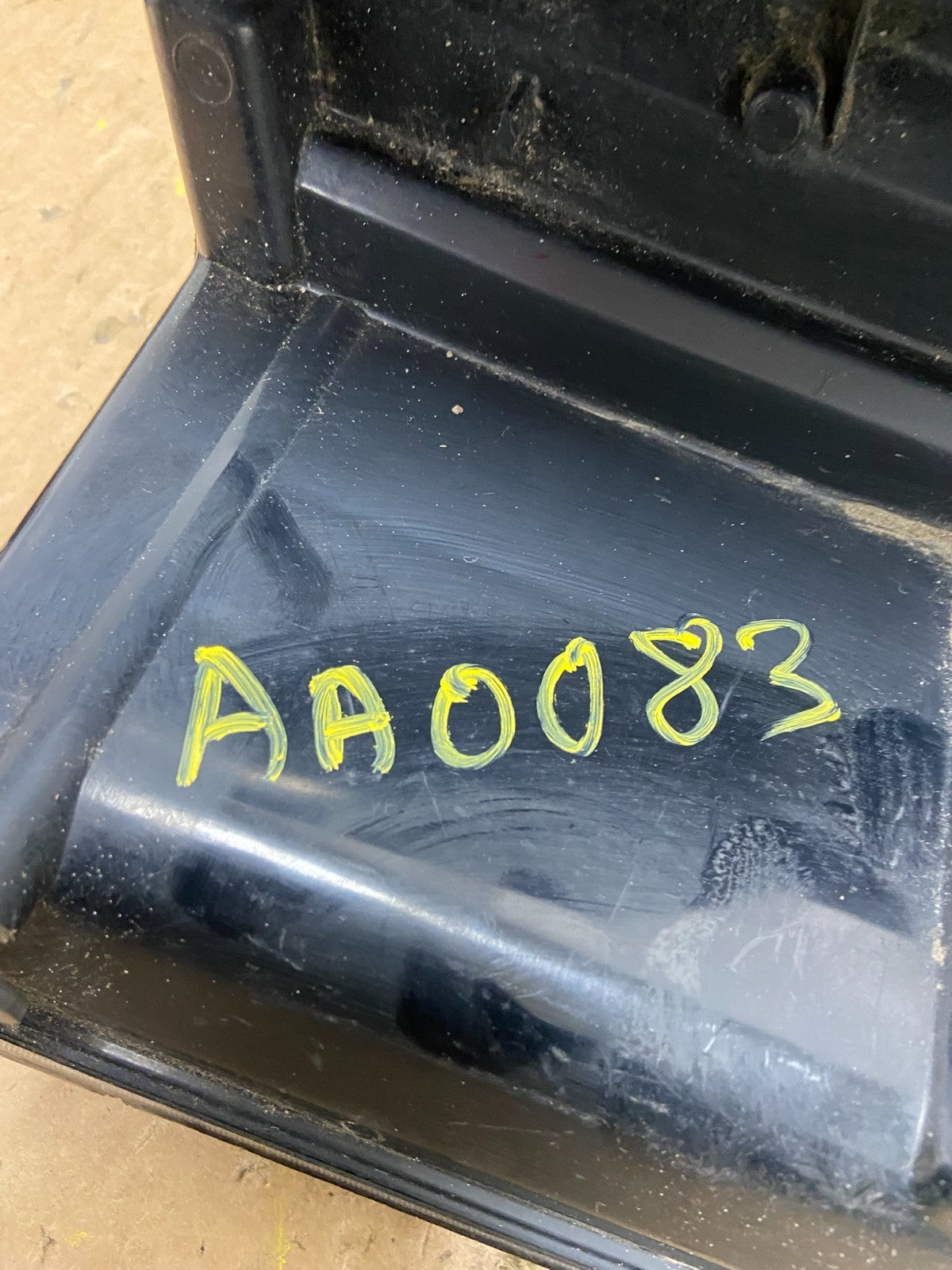 2007 to 2014 Cadilla Escalade Driver Side Right Passenger Side Tail Light AA00837