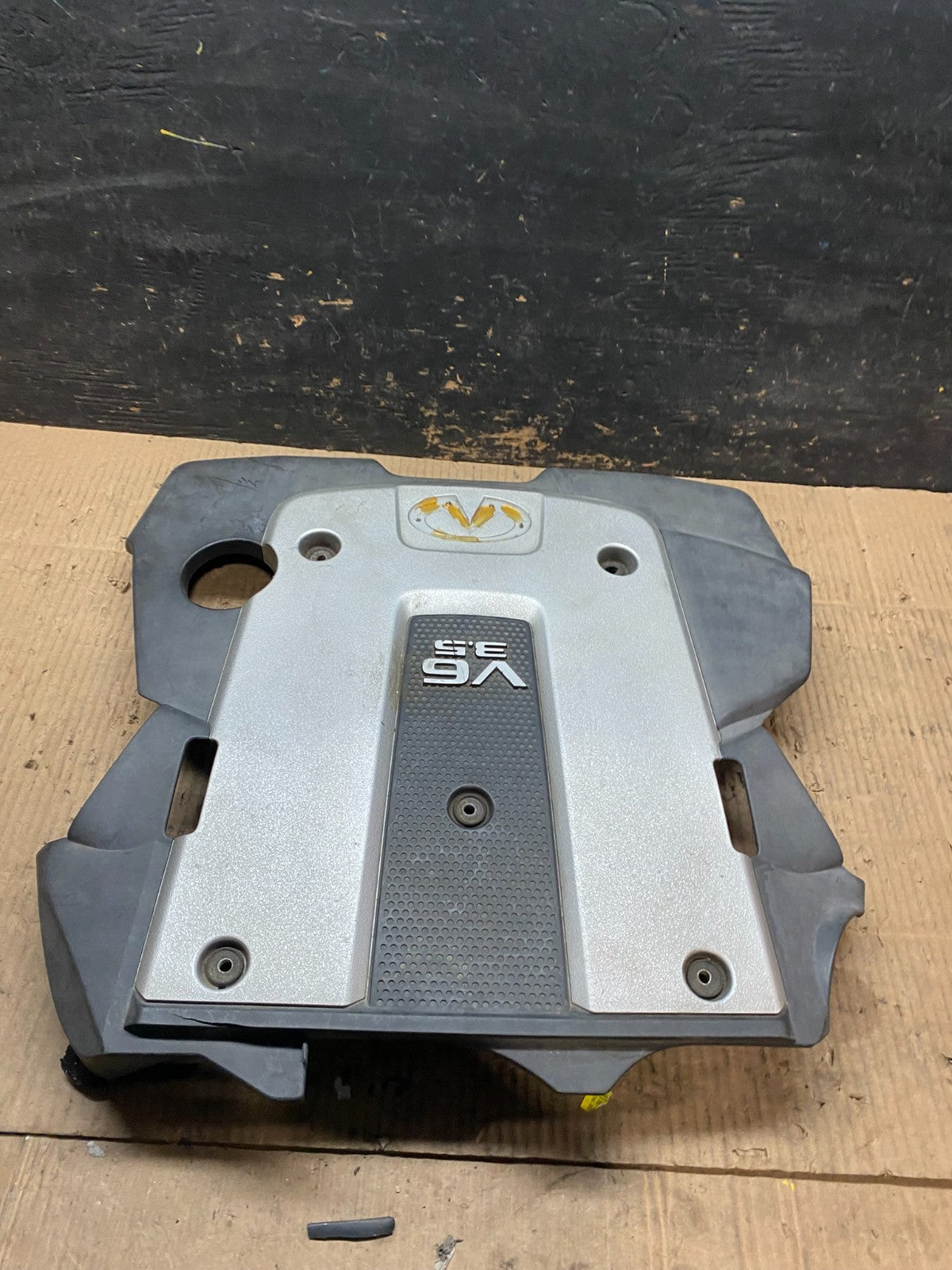 2007 to 2008  Infiniti G35 M35 EX35  Engine Cover Motor Shield T9766 DG1