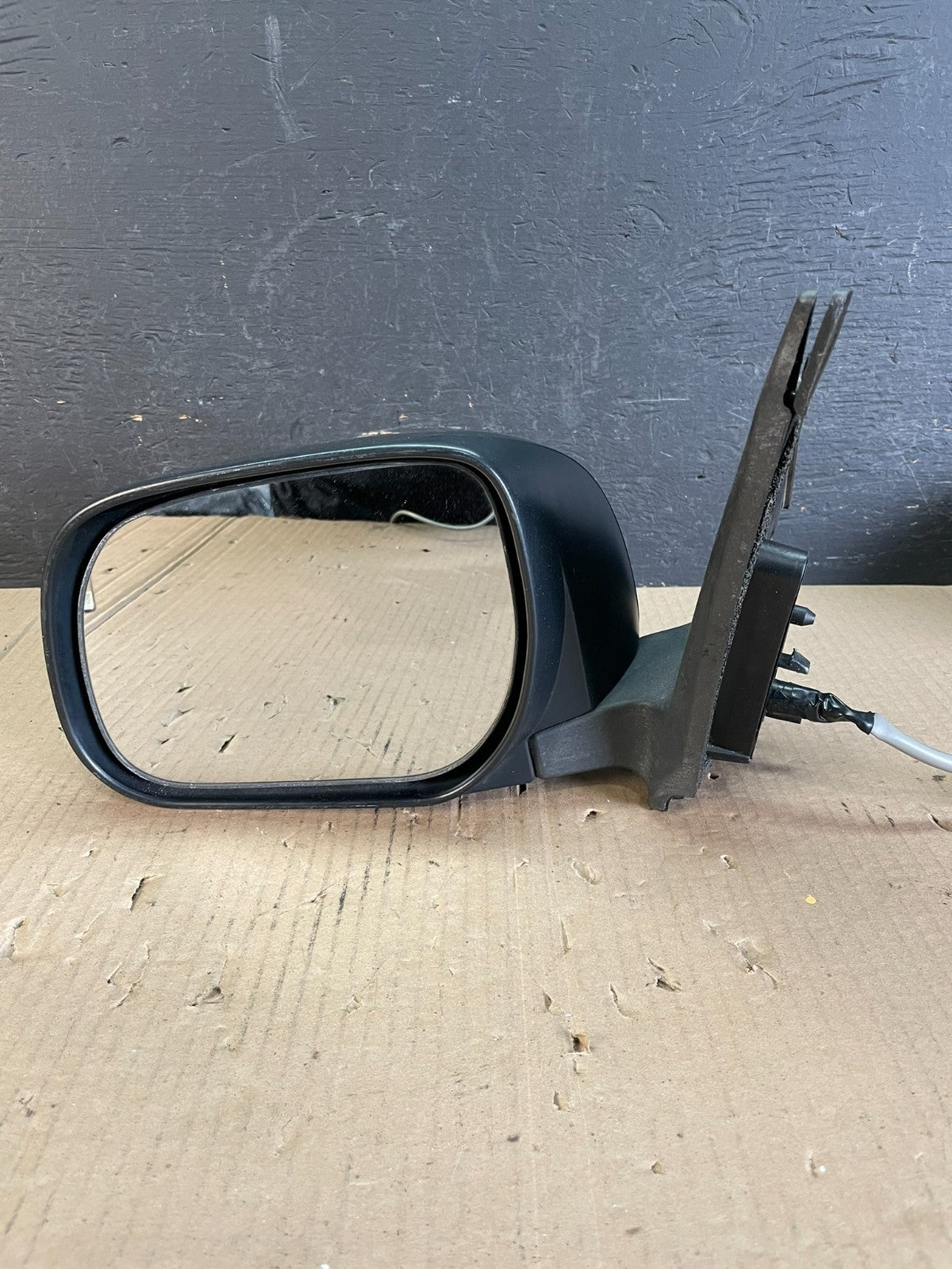2009 to 2012 Toyota RAV4 Left Driver LH Side View Door Mirror AD8665 DW9