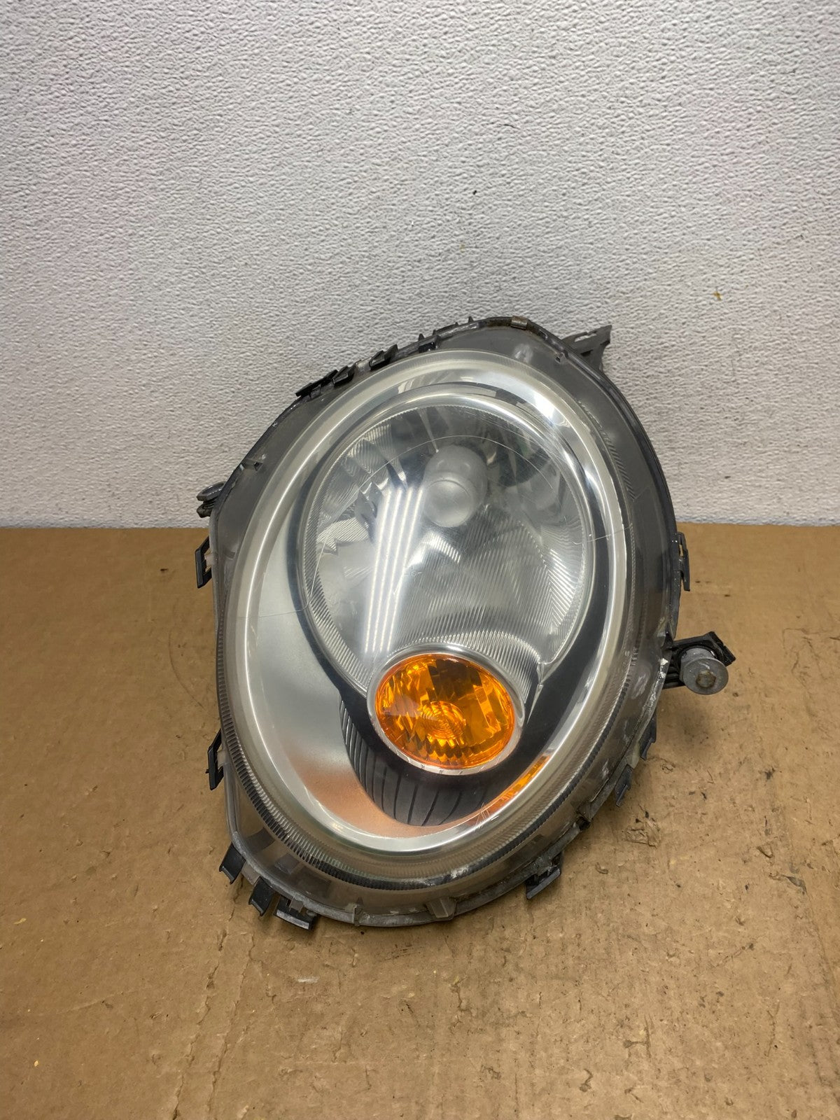 2007 to 2013 Mini Cooper Left Driver Lh Side Headlight Halogen AD0654 DW0