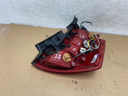 2007 2008 2009 2010 2011 2012 Kia Rondo Right Passenger Tail Light AH4461 DW4