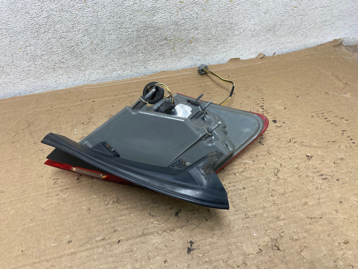 2013-2019 Ford Taurus LED Right Passenger RH Side Tail Light AH9245 LK4