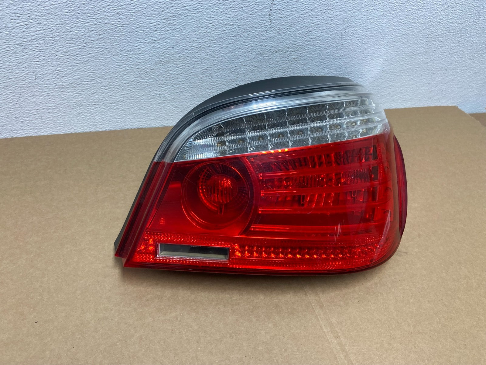 2008 2009 2010 BMW 5 525i 530i Right Passenger Rh Tail Side Light Oem AB9928 DW2