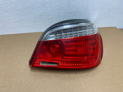 2008 2009 2010 BMW 5 525i 530i Right Passenger Rh Tail Side Light Oem AB9928 DW2