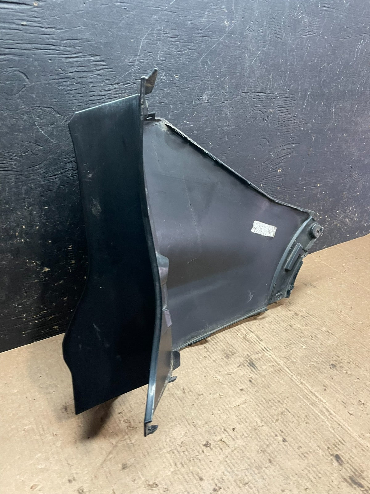 2013 to 2016 Ford Escape Rear Left Driver LH Side Bumper Cover Oem z6052 DG11