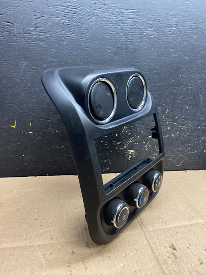 2011 to 2017 Jeep Compass Dash Climate Temperature Control Radio Bezel AB1785 DG1