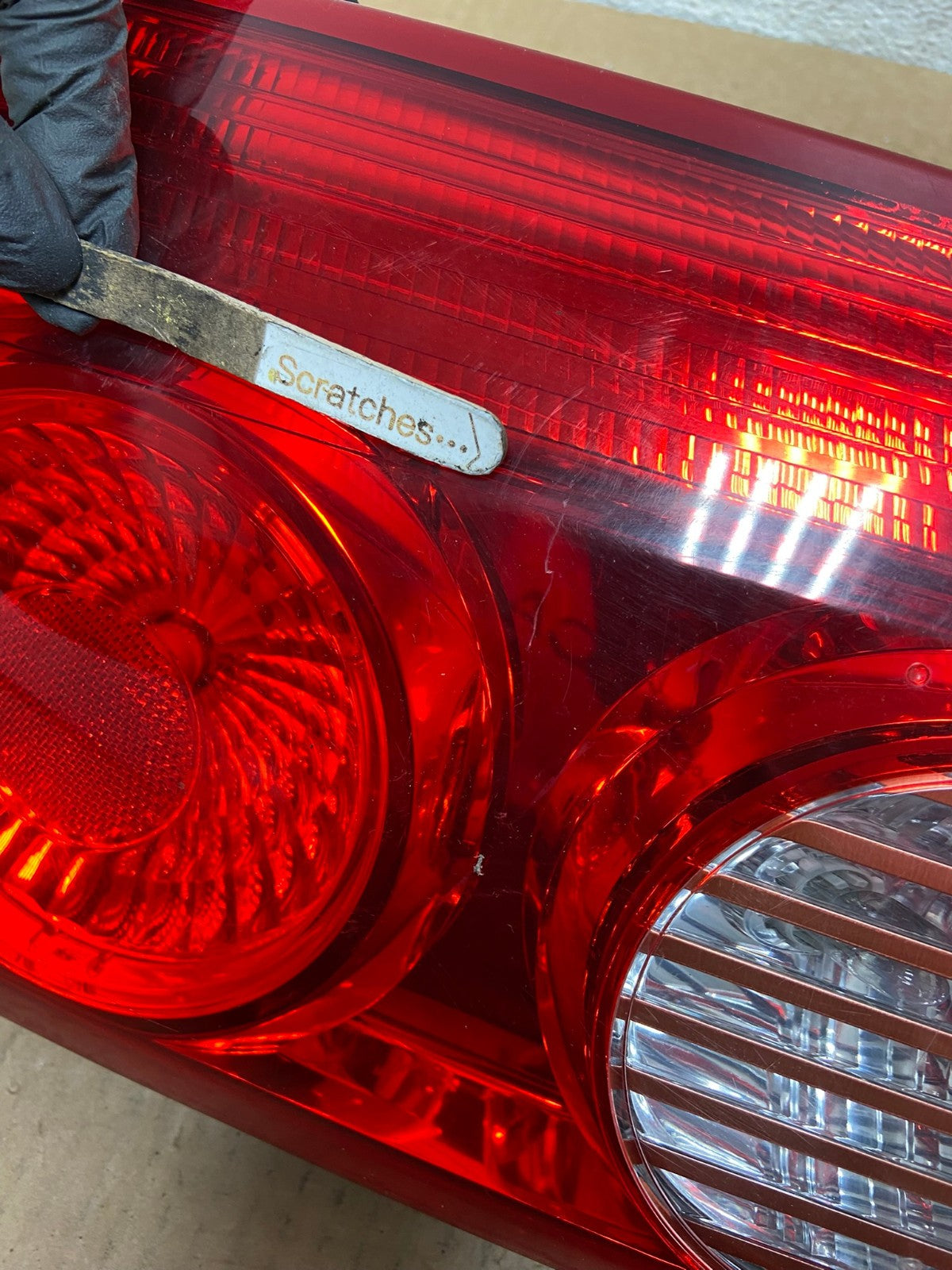 2006 - 2010 Toyota Sienna Left Driver Lh Side Inner Tail Light AI4739 LK3