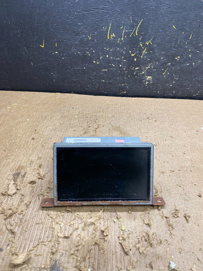 2004 2005 Nissan Armada QX56 Radio Audio Navigation Screen Display AA4430 DG0