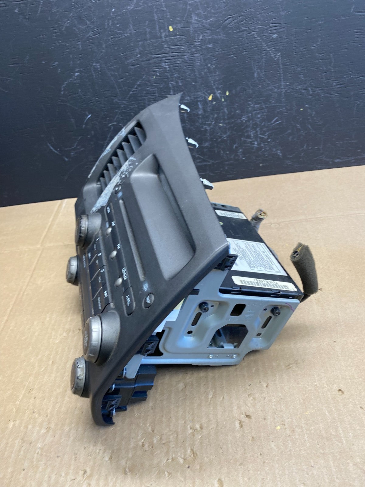 2006 - 2011 Honda Civic Radio AM/FM Climate Control Air Vent Bezel AB9500 DG3