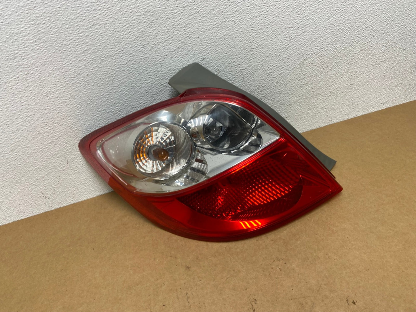 2009 - 2014 Toyota Matrix Left Driver LH Side Tail Light AD1026 LK0