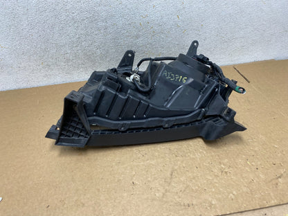 2013 to 2015 Honda Pilot Right Passenger RH Side Halogen Headlight AI3716 DW7