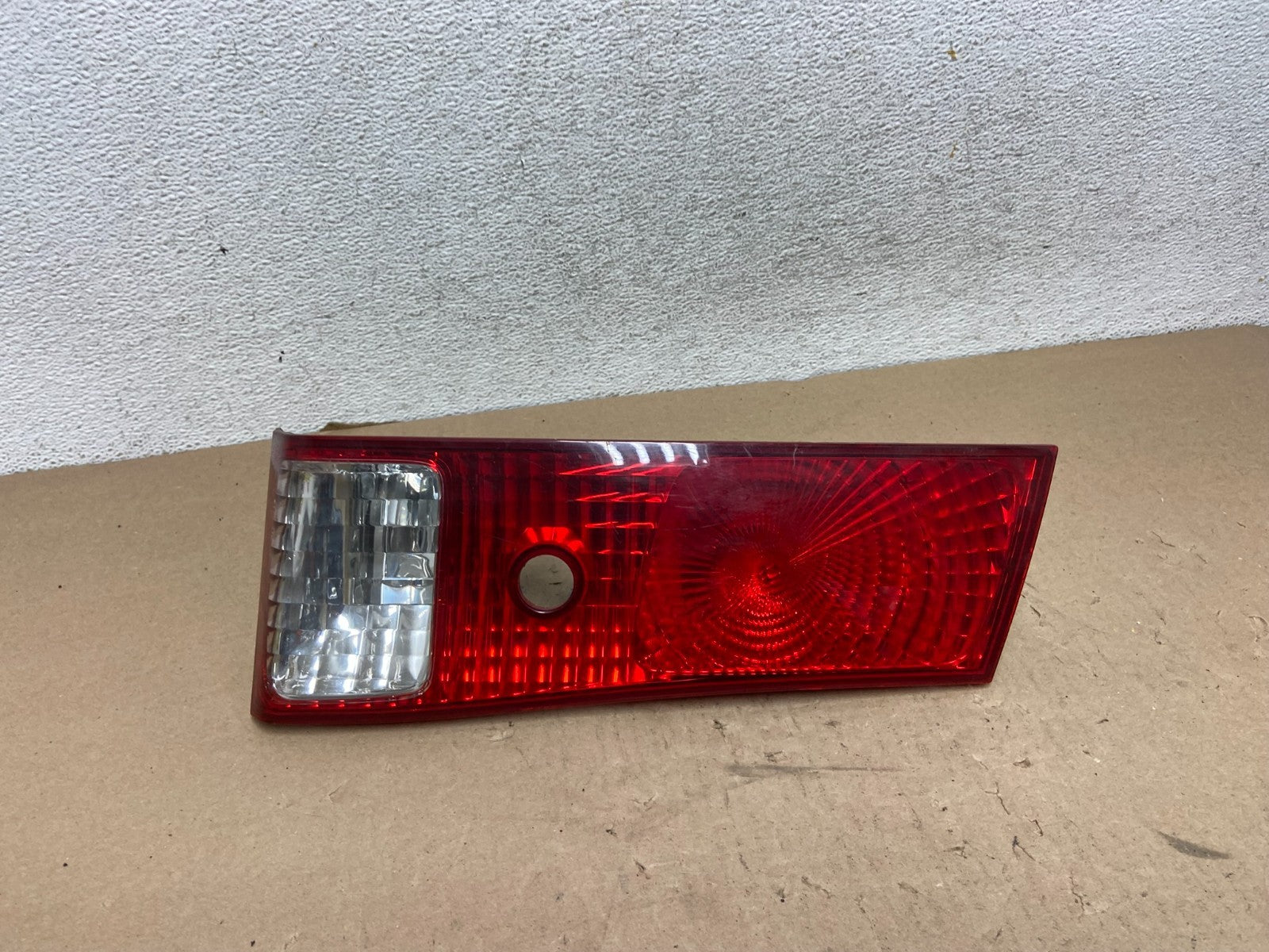 2000-2001 Toyota Camry Tail Light Right Passenger Rh Side Inner AG40970