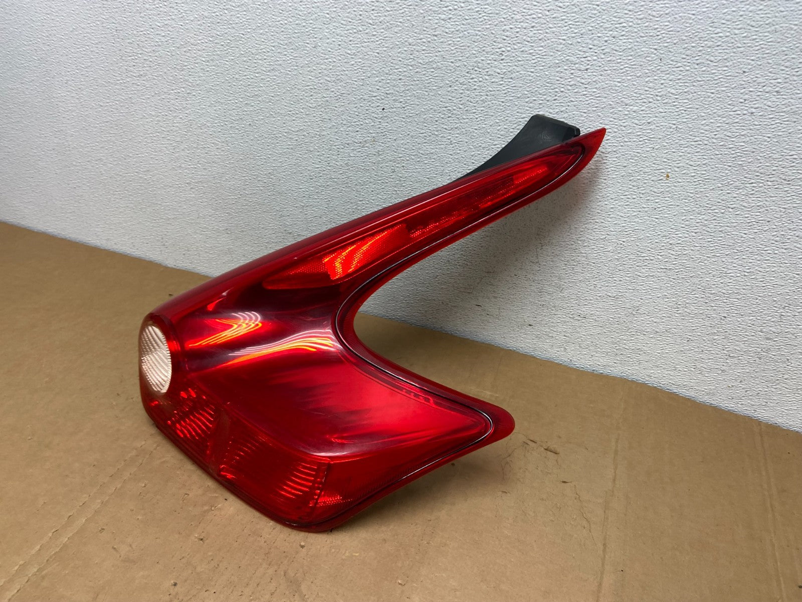 2011 to 2014 Nissan Juke Right Passenger RH Side Tail Light AC8498 DW1