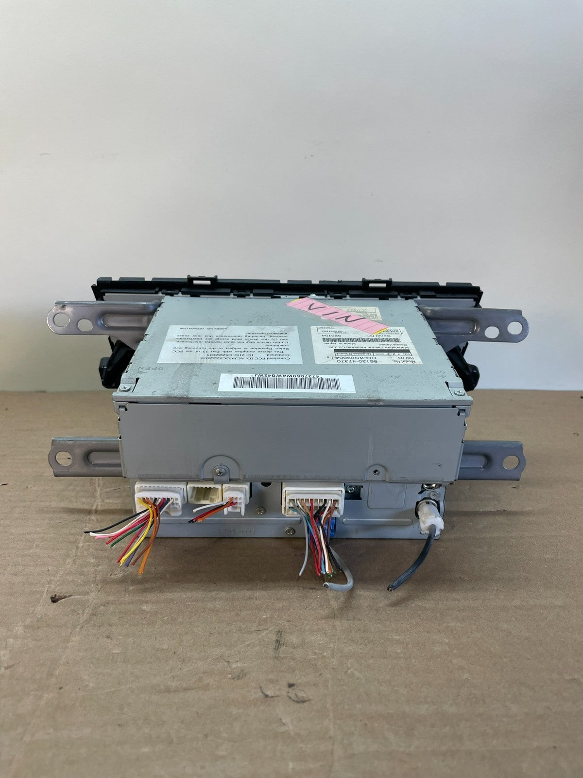 2010 to 2011 Toyota Prius Radio Stereo Receiver Aux Disc CD Player ai0542 DG7