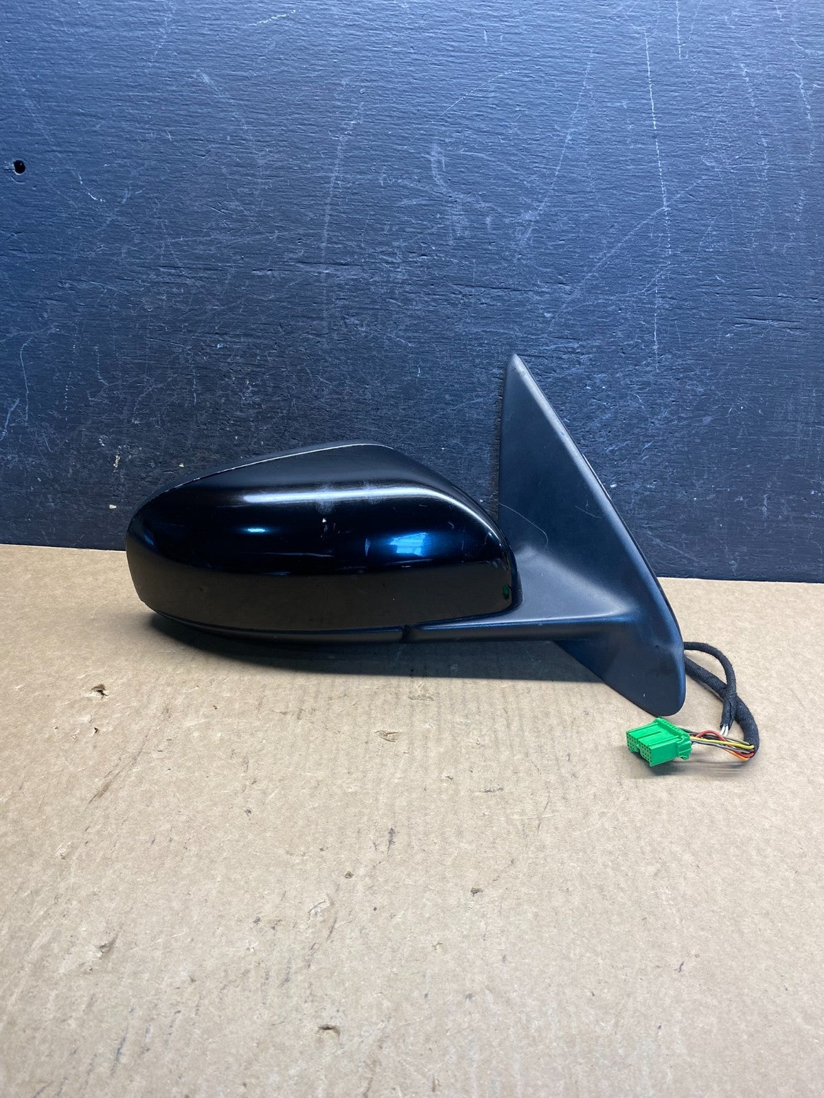 2004 - 2006 Volvo S60 Right Passenger RH Front Door View Mirror AG6074 DG0