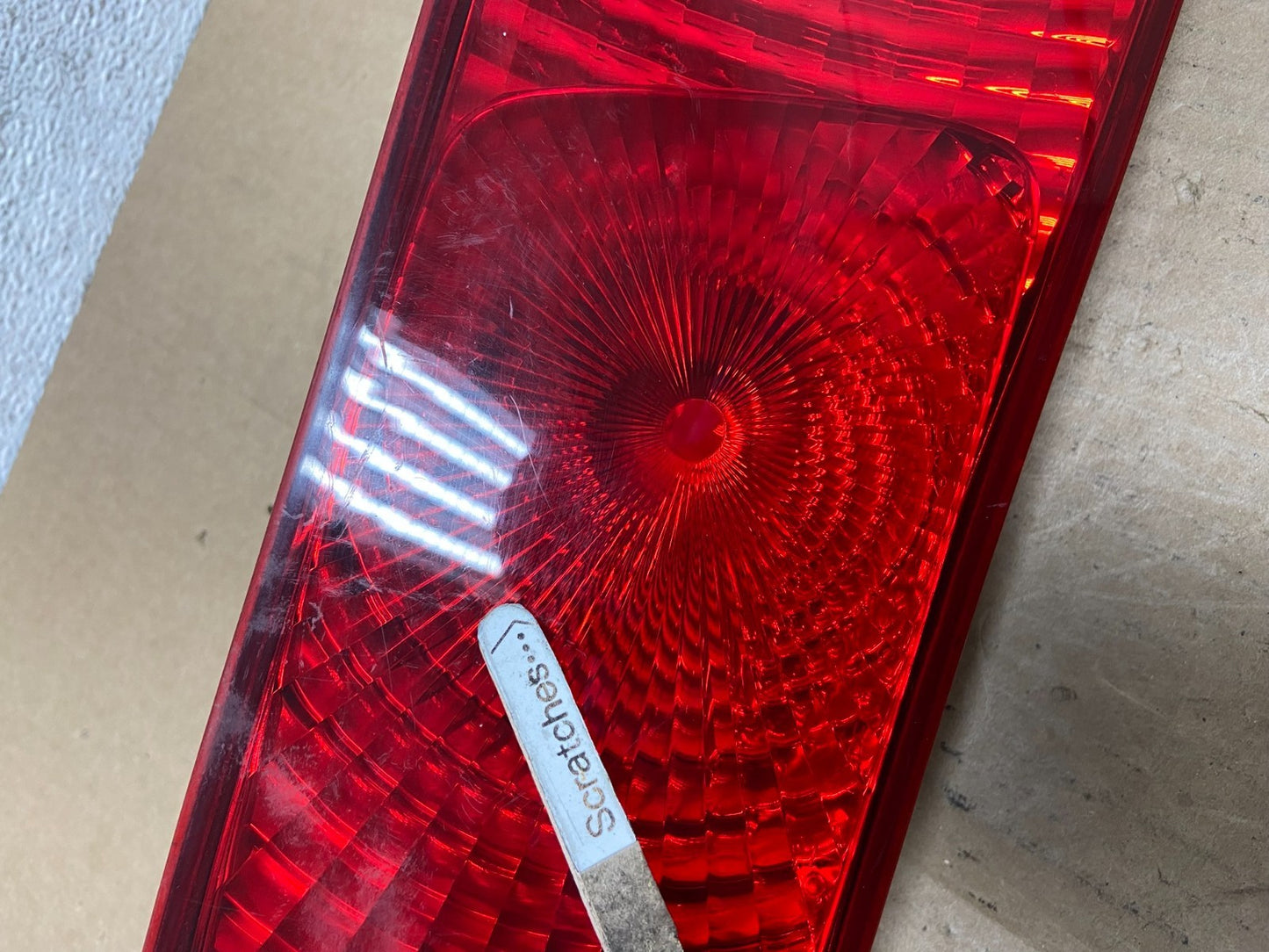 2000-2001 Toyota Camry Tail Light Left Driver LH Side Inner AF9713 DW3