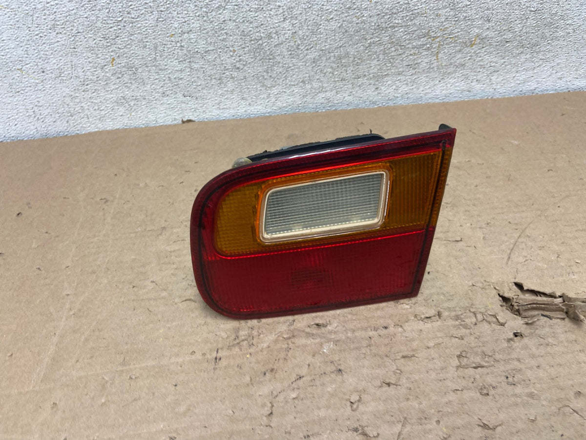 1992 to 1993 Honda Civic Right Passenger RH Side Tail Light AI1116 LK0