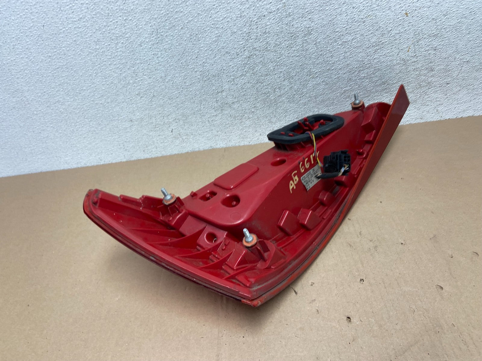 2009 to 2012 Audi Q5 Right Passenger RH Side Tail light AG6617 DW5