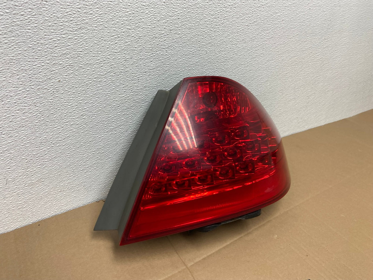 2006 - 2007 Honda Accord Right Passenger Side Tail light Oem AB8008 LK2