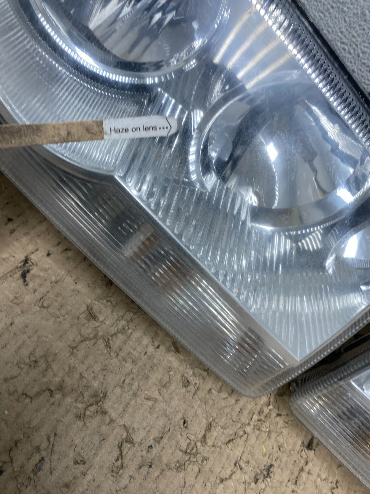 2005 2006 2007 Chrysler 300 Left+Right Halogen Headlights AF7263 DW5
