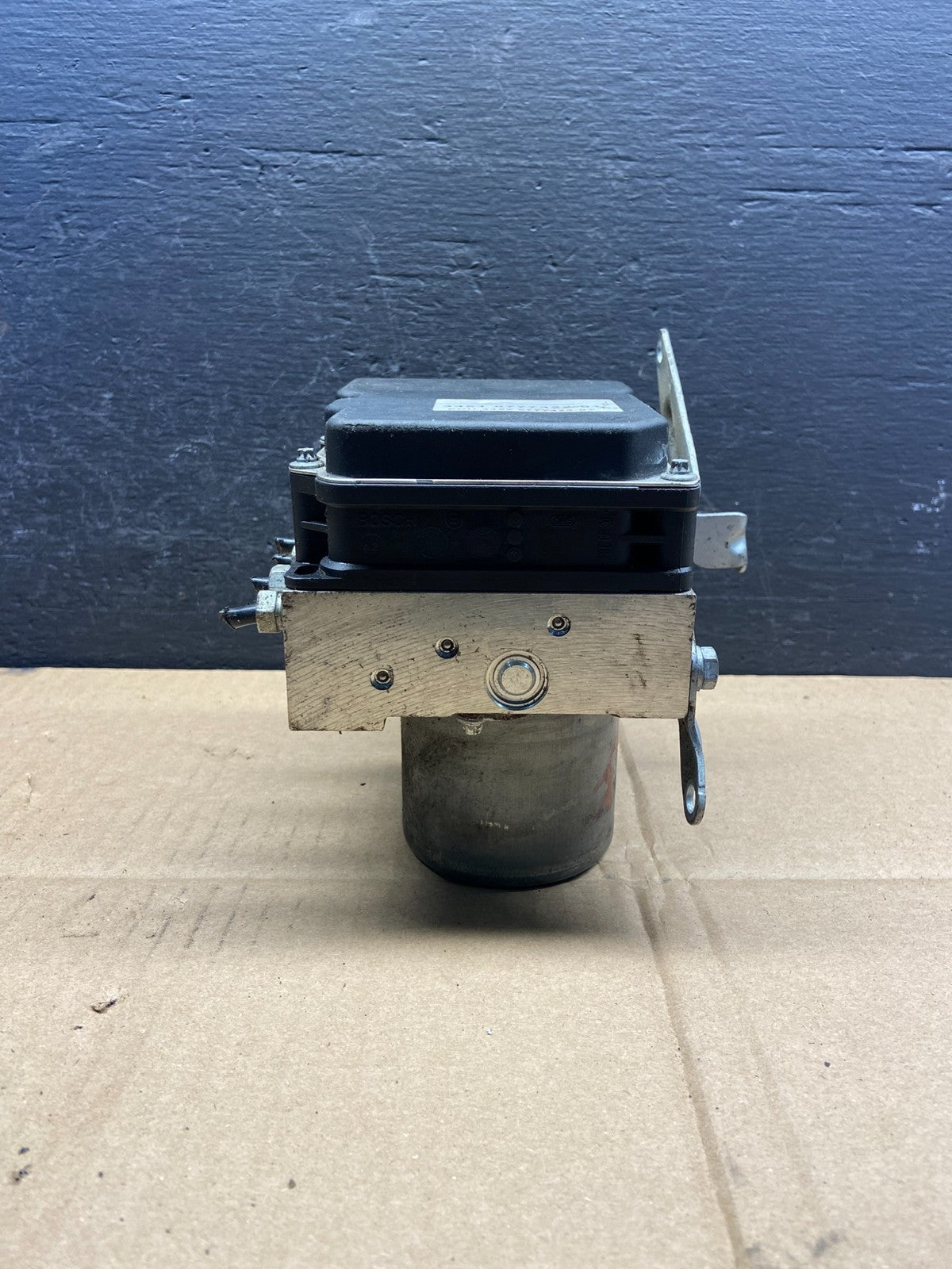 2007 to 2013 BMW 335i ABS Anti-Lock Brake Pump 6768550 AD1792 DG1