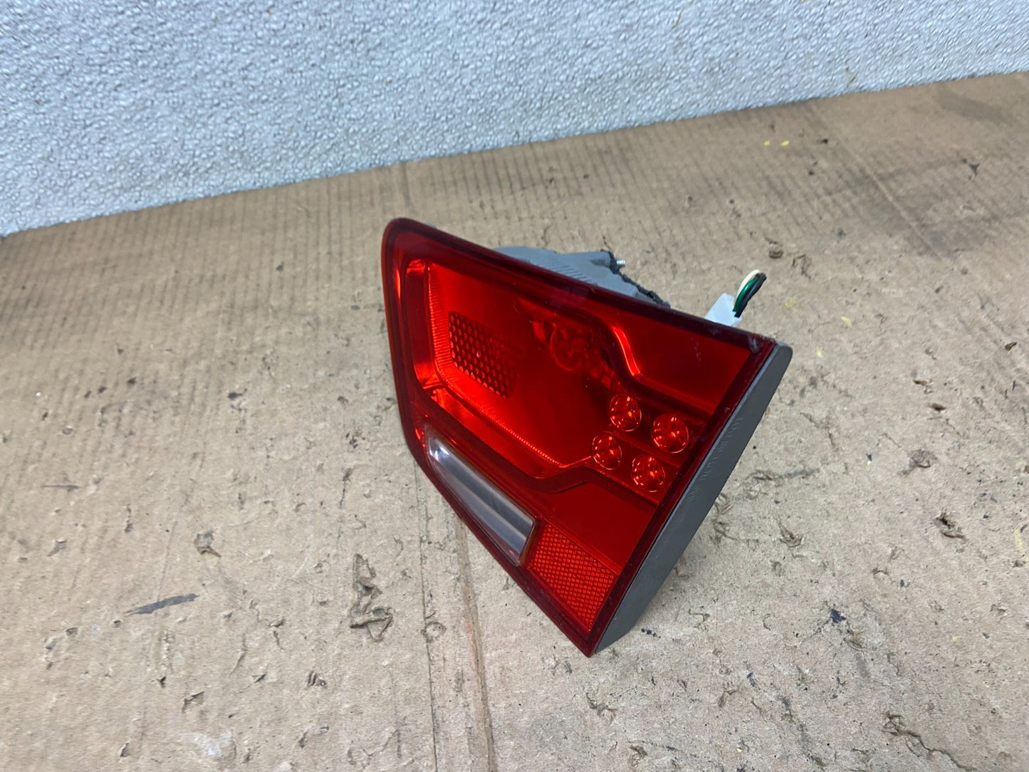 2010 to 2013 Kia Forte Right Passenger RH Side Tail Light Inner AA7078 DW1