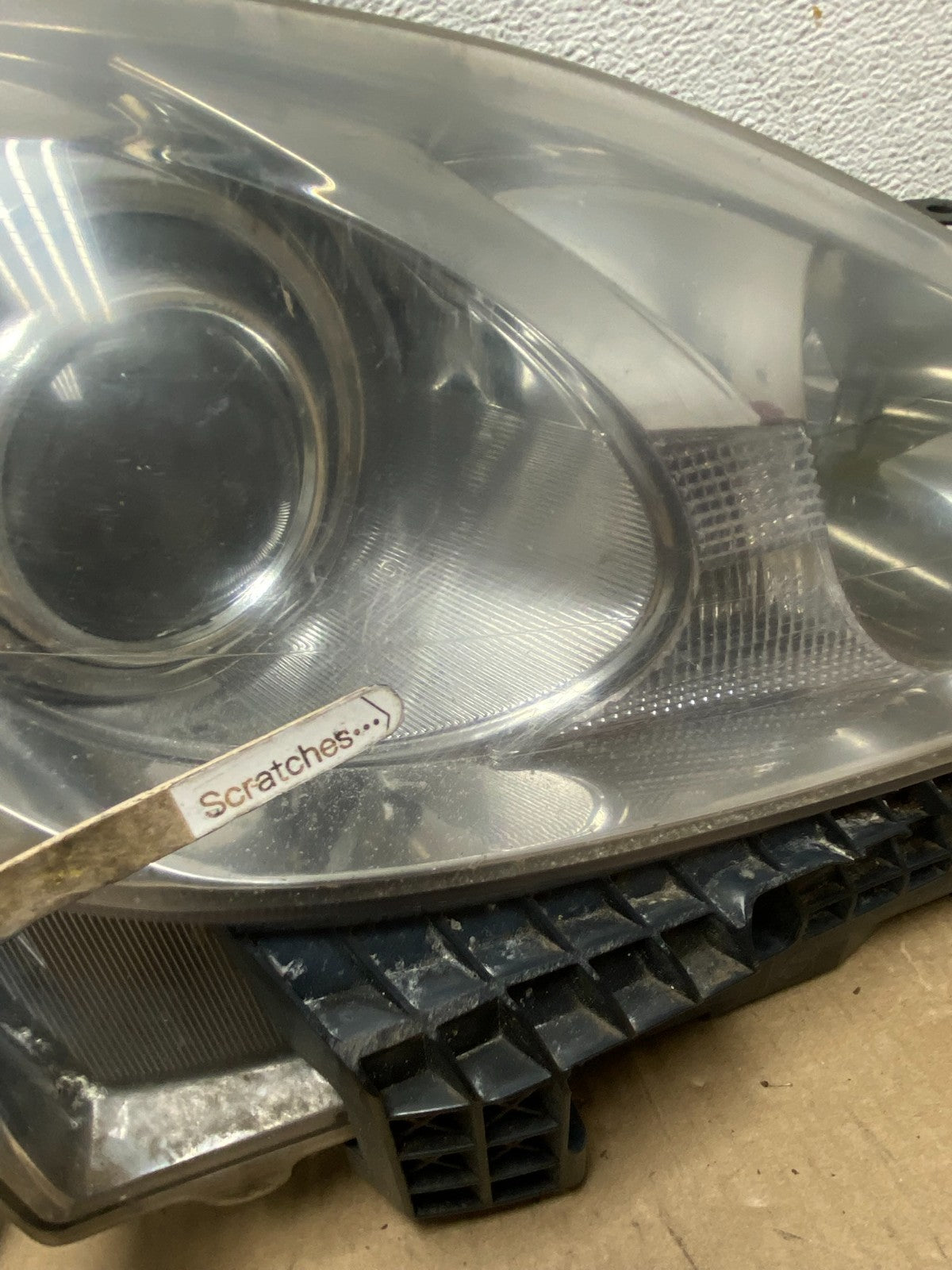 2006 - 2010 Lexus IS250 Right Passenger RH Side Halogen Headlight TYC AG7916 DW3