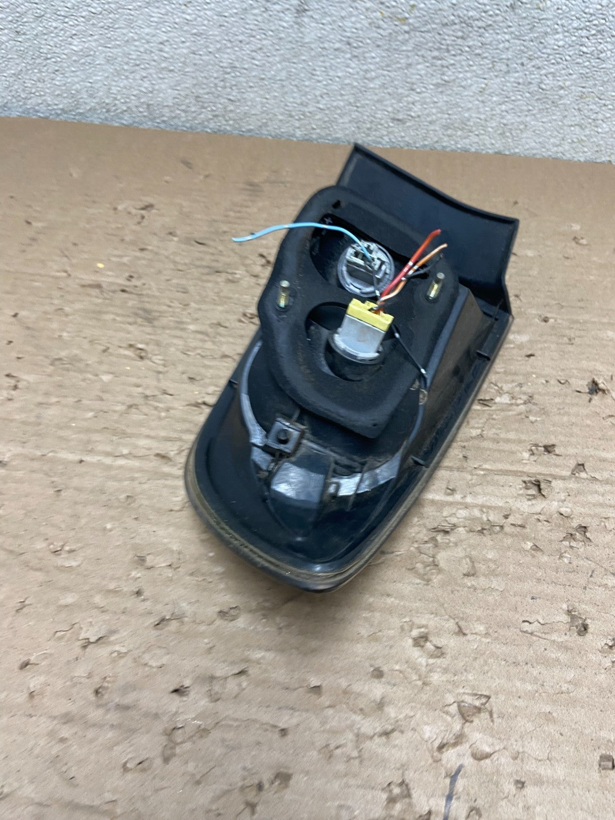 2004 2006 Mazda 3 Left Driver LH Side Tail Light AB1618 DW7
