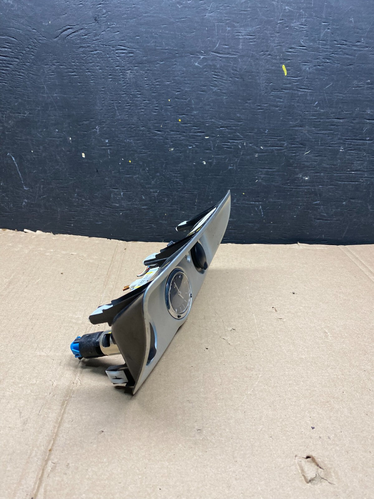 2008 - 2010 Infiniti QX56 Dashboard Center Lower Bezel Trim Cover Clock j3137 DG1