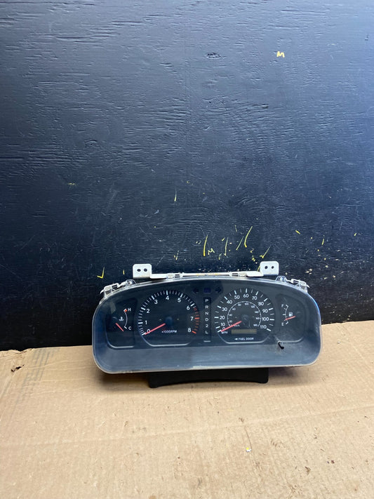 1998 1999 2000 Toyota Sienna Speedometer Cluster Gauge OEM Z0269 DG0