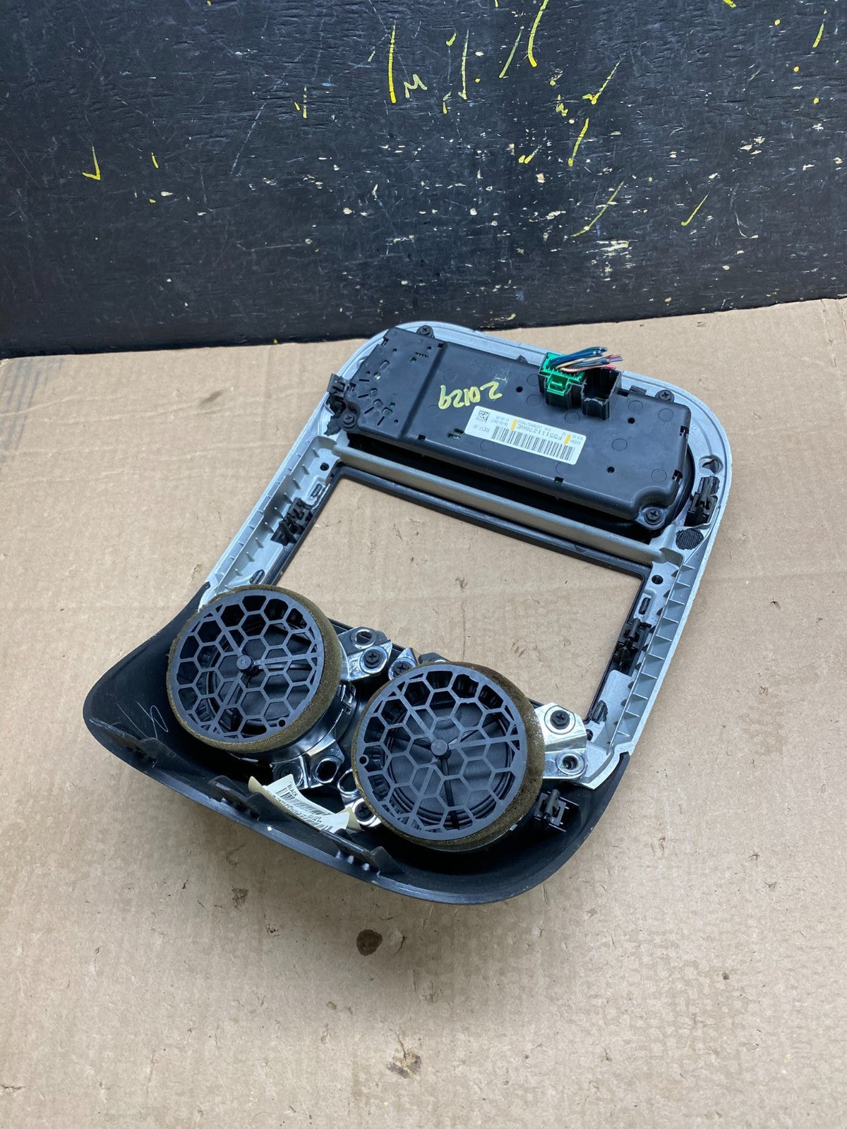 2011 to 2017 Jeep Compass Dash Climate Temperature Control Radio Bezel z0129  DG6