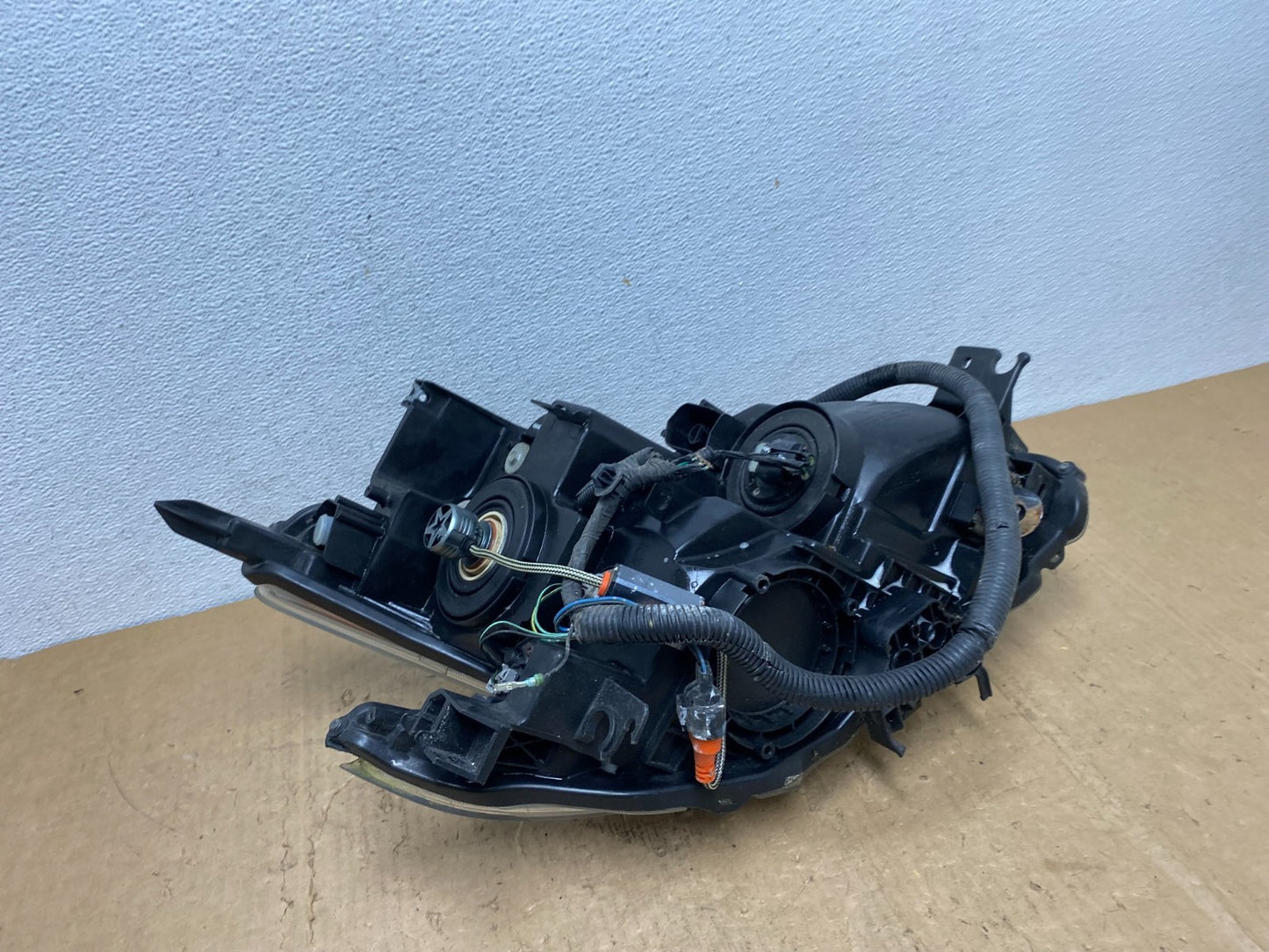 Halogen 2009 to 2014 Nissan Maxima Left Driver LH Side Headlight AD0627 DW7