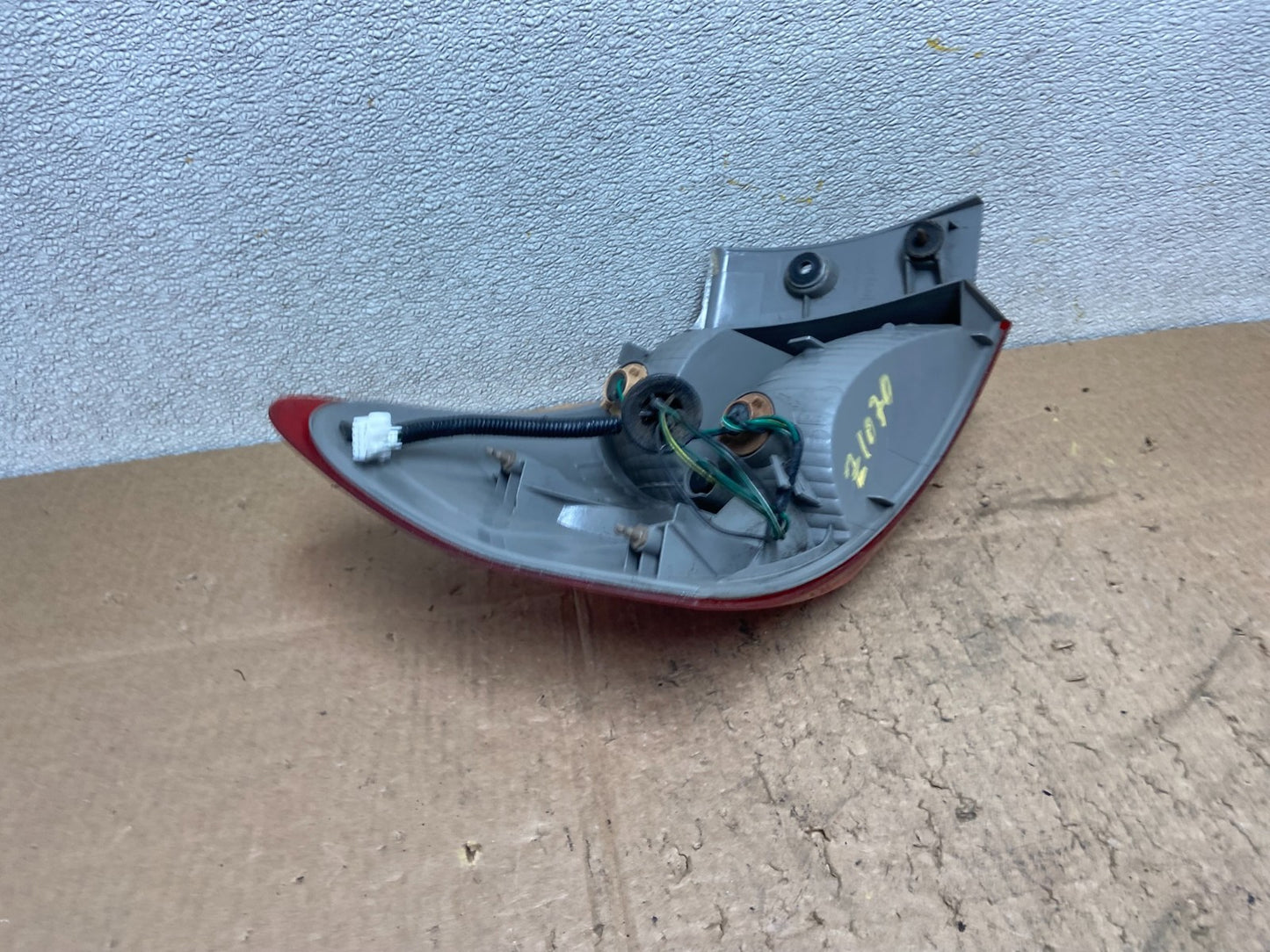 2008 to 2015 Nissan Rogue Right Passenger Rh Side Tail Light Oem Z1070 DW5