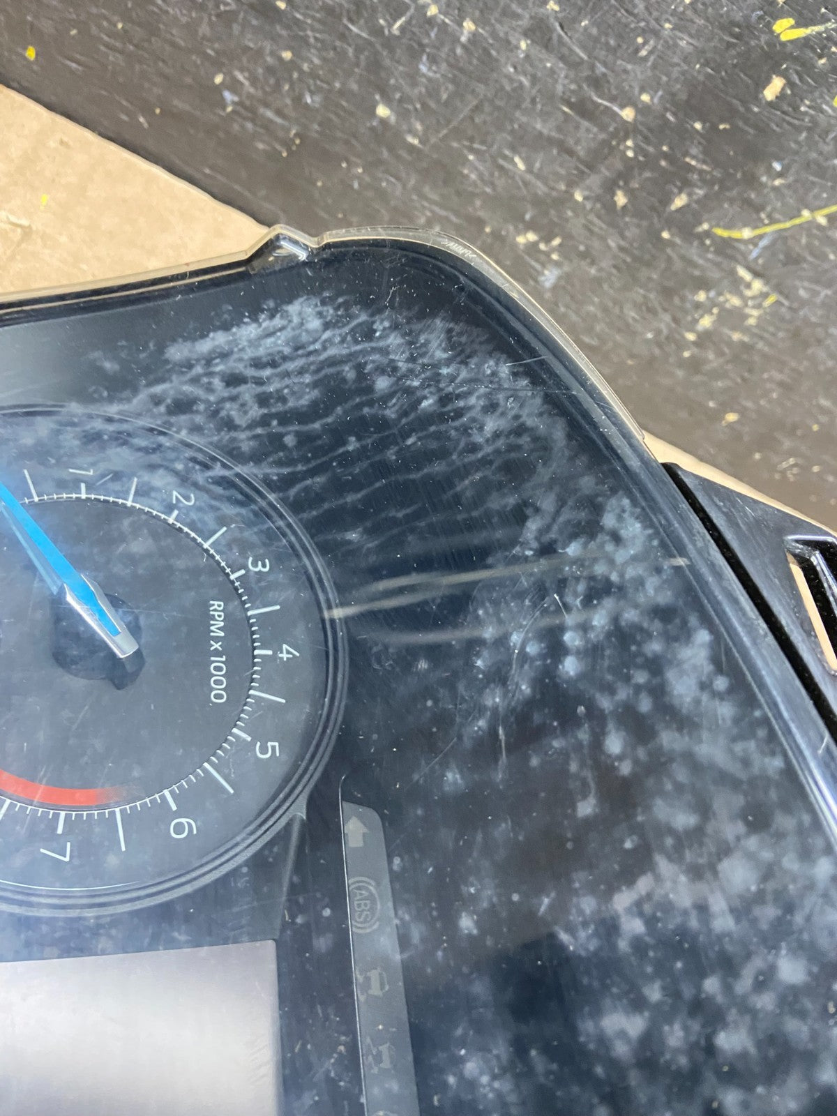 2016 Ford  Explorer Speedometer Cluster Gauge Oem v7784 DG3