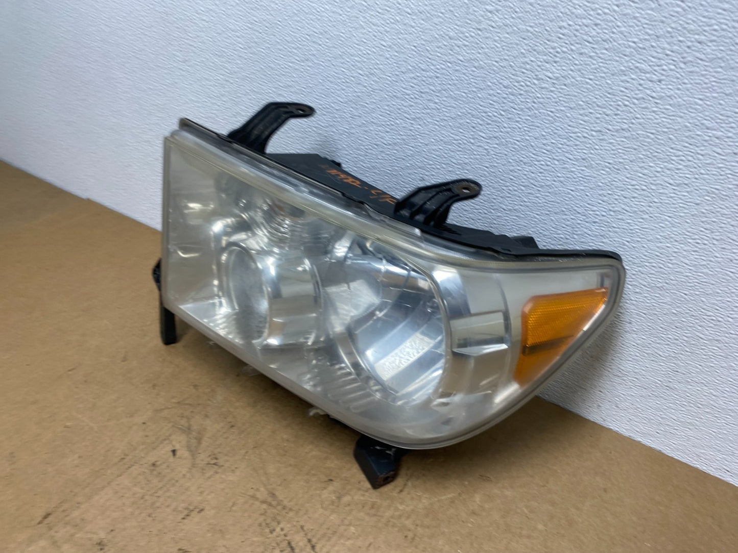 2007 to 2014 Toyota Sequoia Tundra Left Driver LH Headlight Halogen AC3006 DW1