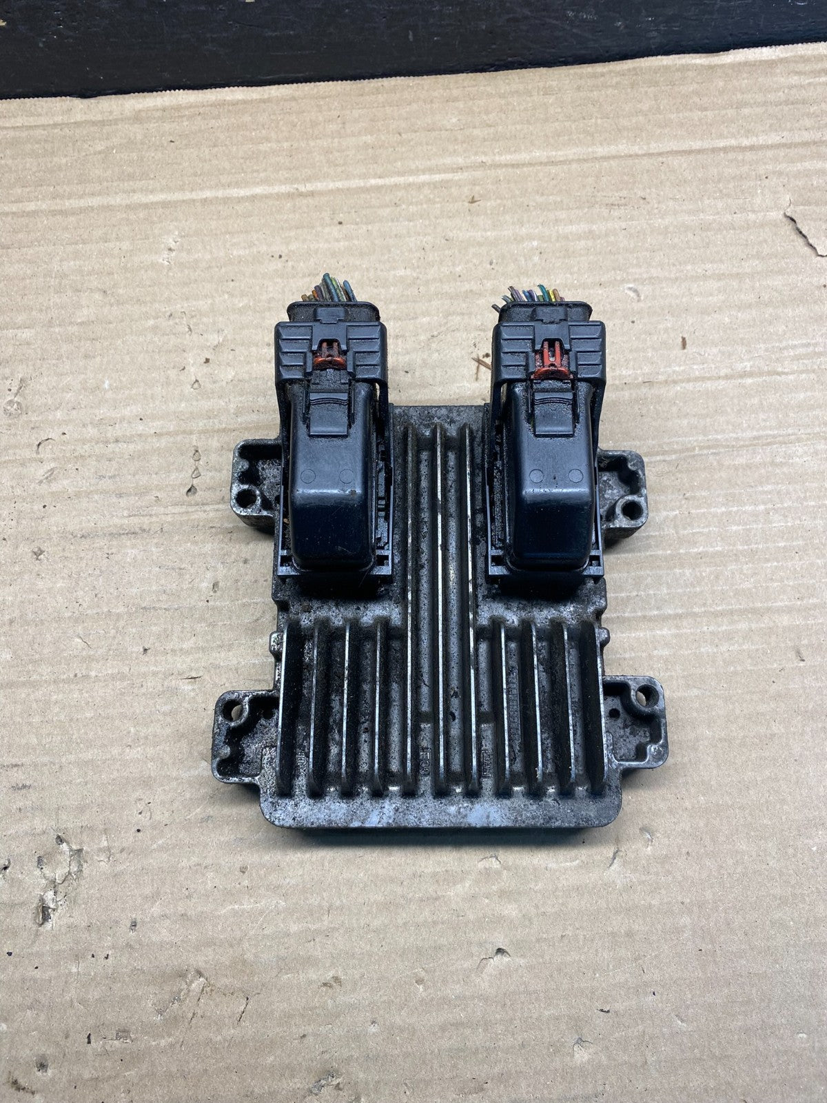 2009 Chevrolet Silverado Engine Control Module ECM ECU AH9986 DW0