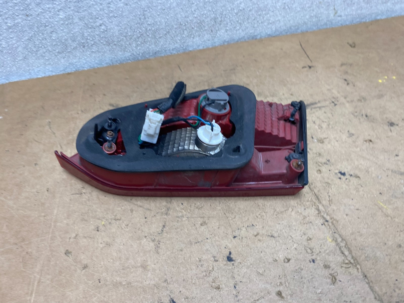 2013-2016 Hyundai Santa Fe Sport Left Driver LH Inner Tail Light X7160 DW5