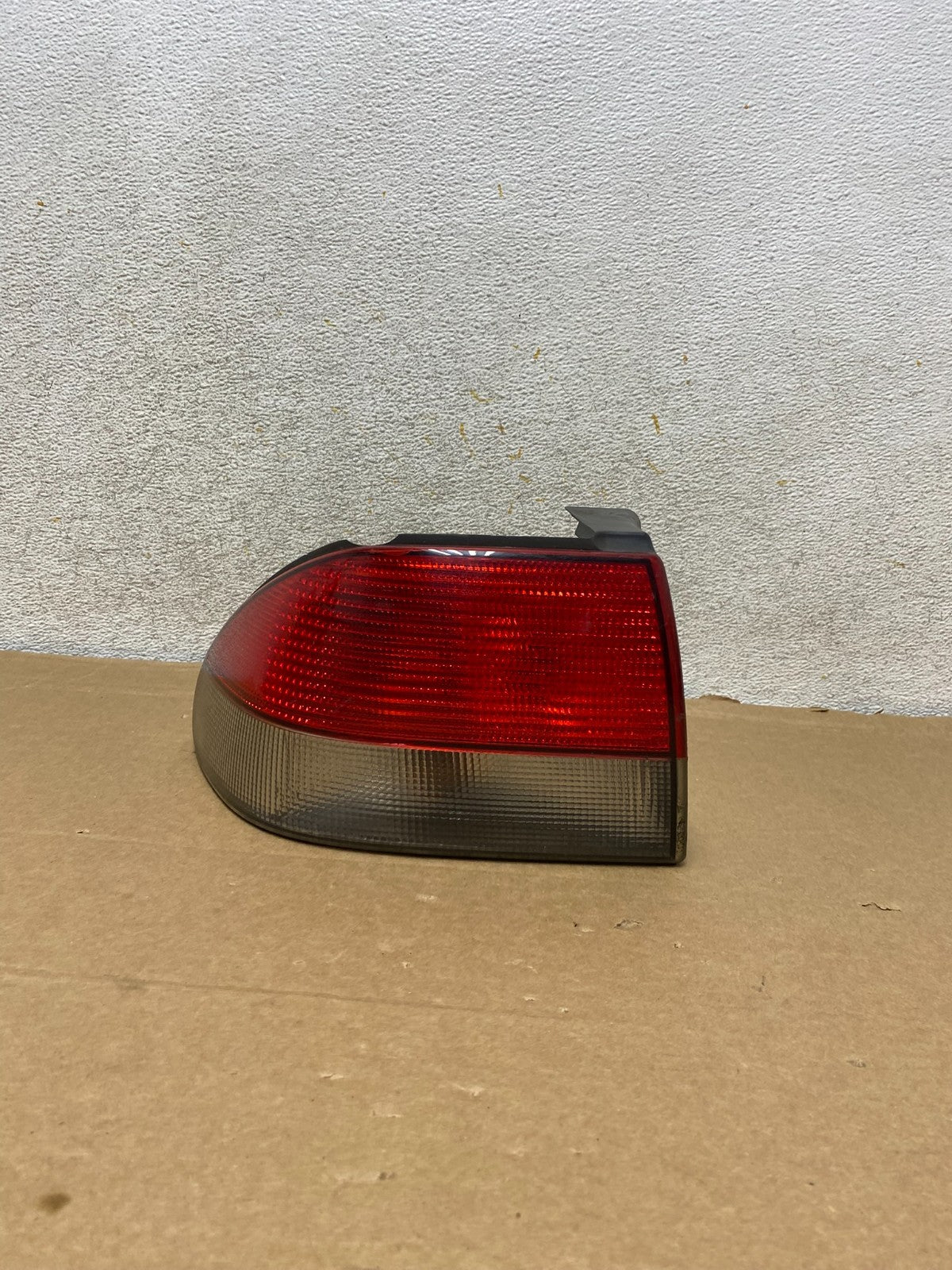 1999 to 2003 Saab 9-3 Left Driver LH Side Tail Light AH8206 DG0