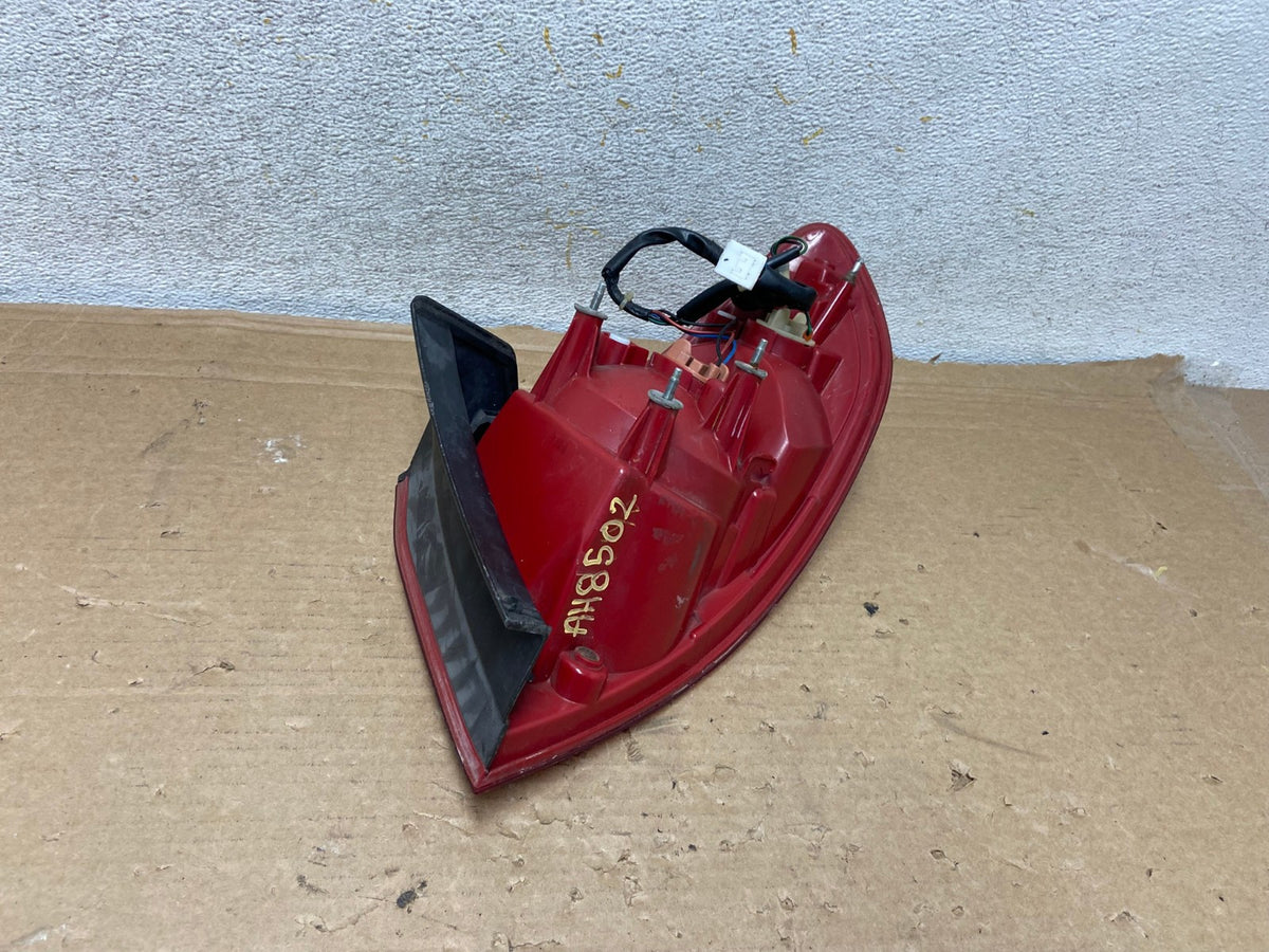 2007 - 2009 Hyundai Santa Fe Left Driver LH Side Tail Light AH8502 LK6