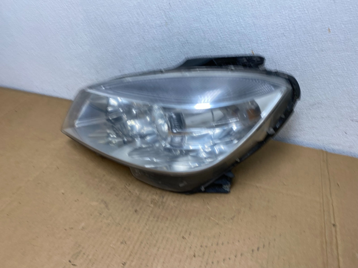 2008-2011 Mercedes C-Class C350 C300 Left Driver Halogen Headlight AD0820 DW1