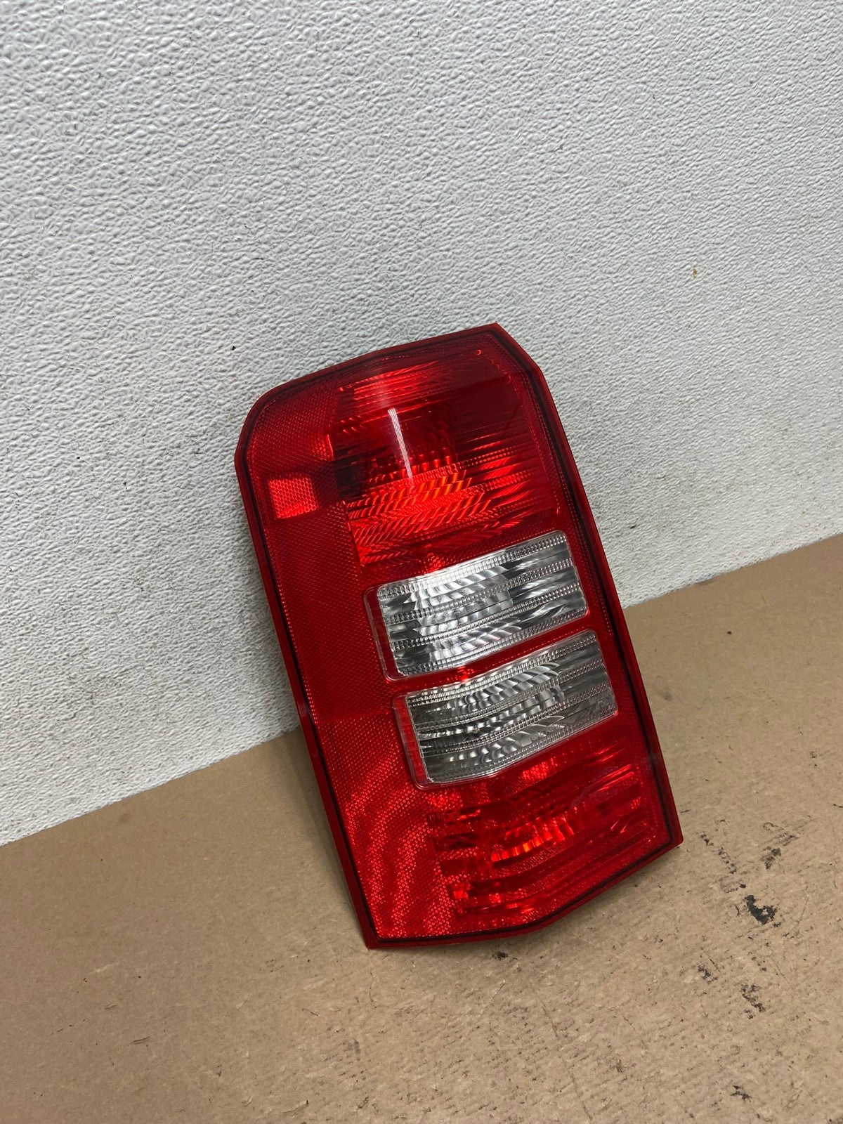 2008 to 2016 Jeep Patriot Left Lh Driver Side Tail Light AF4810 LK2