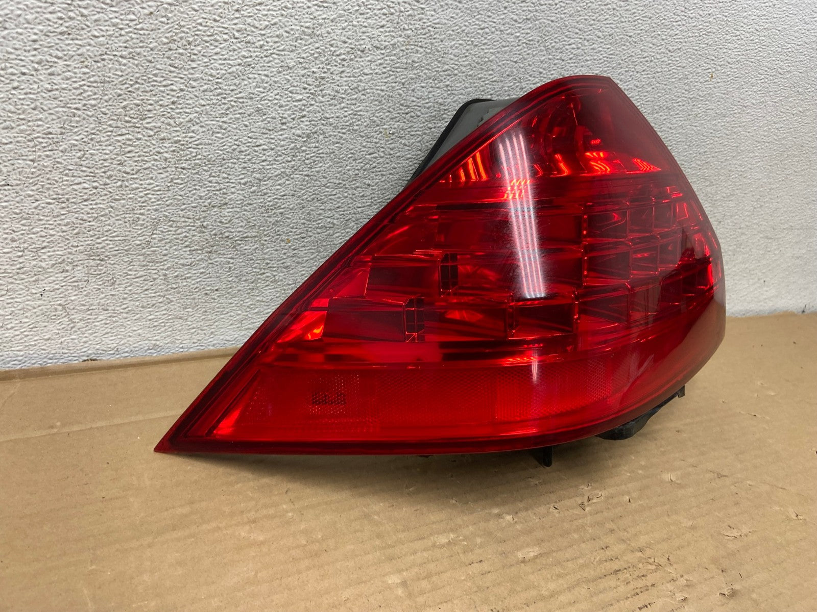 2006 - 2007 Honda Accord Left Driver Lh Side Tail light AG9222 LK1