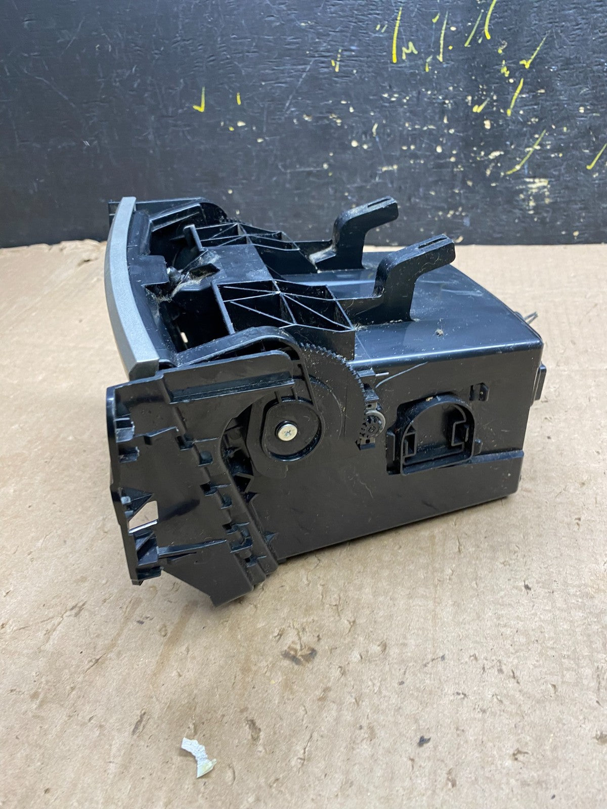 2007 - 2011 Toyota Camry Console Center Storage Dash 58804-33670  Z1673 DG3